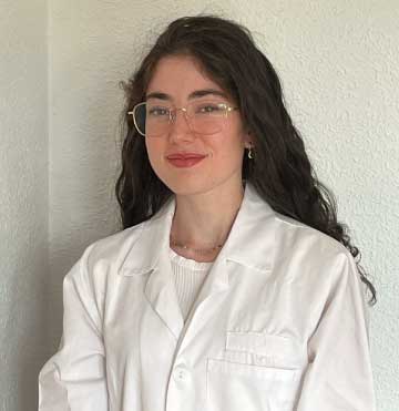 DÑA. LAURA CAPDEVILA MUÑOZ